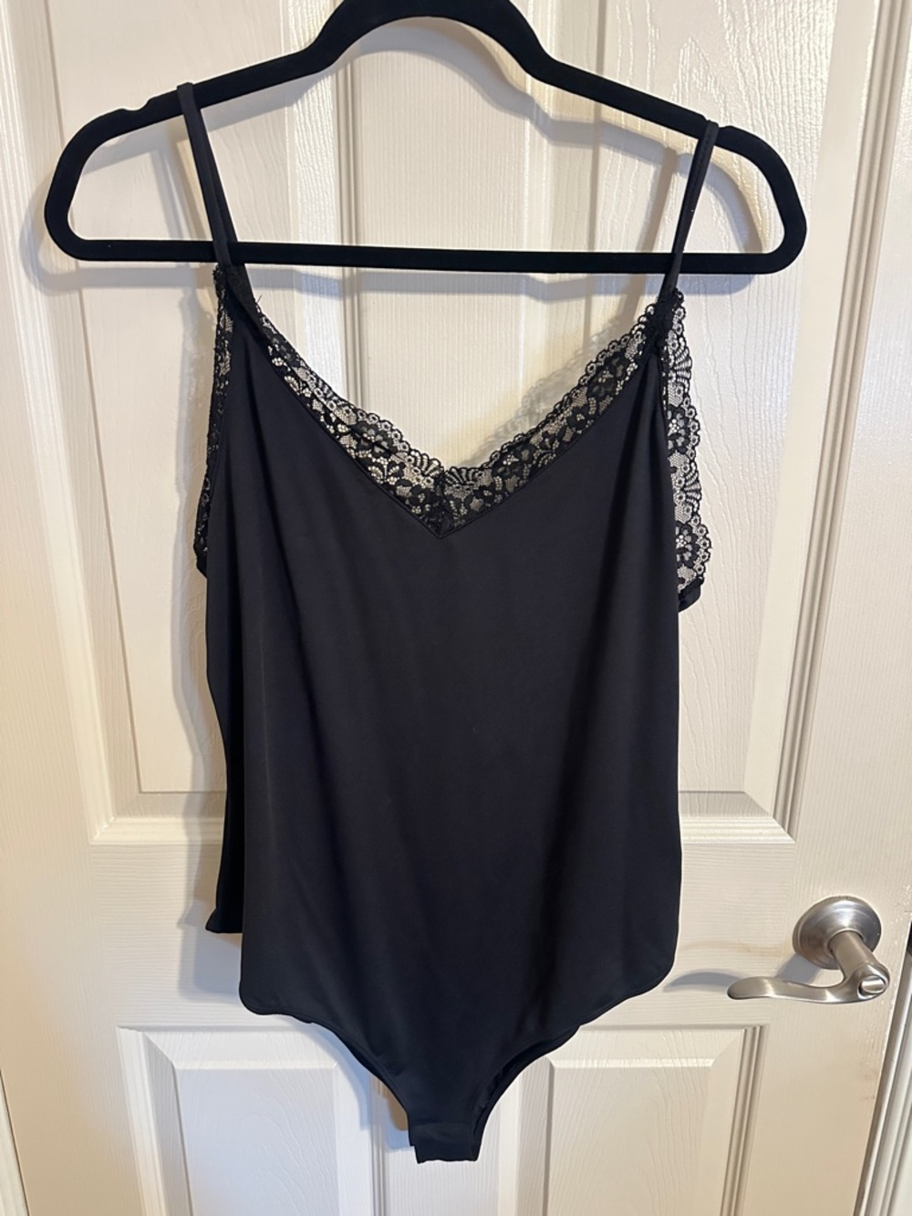 H&M Lace-Trim V-Neck Camisole Bodysuit w Button Closure, Black, Sz L, NWOT